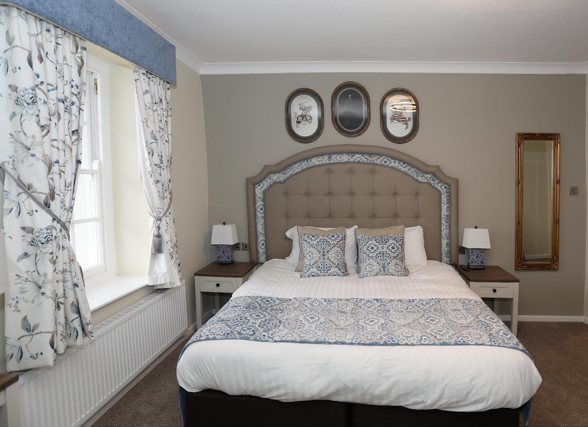 The Castle Of Brecon Hotel, Brecon, Powys 외부 사진
