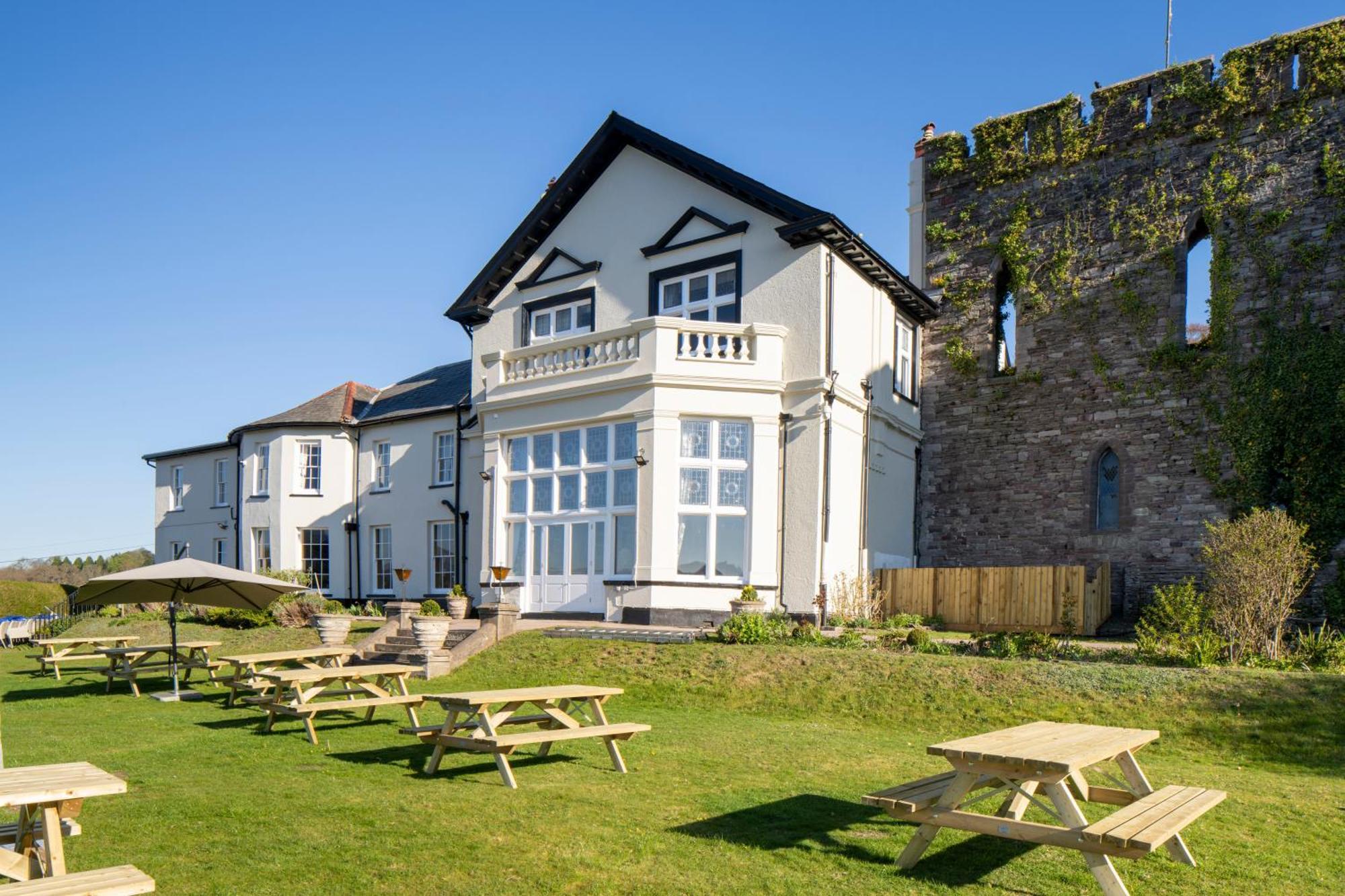 The Castle Of Brecon Hotel, Brecon, Powys 외부 사진