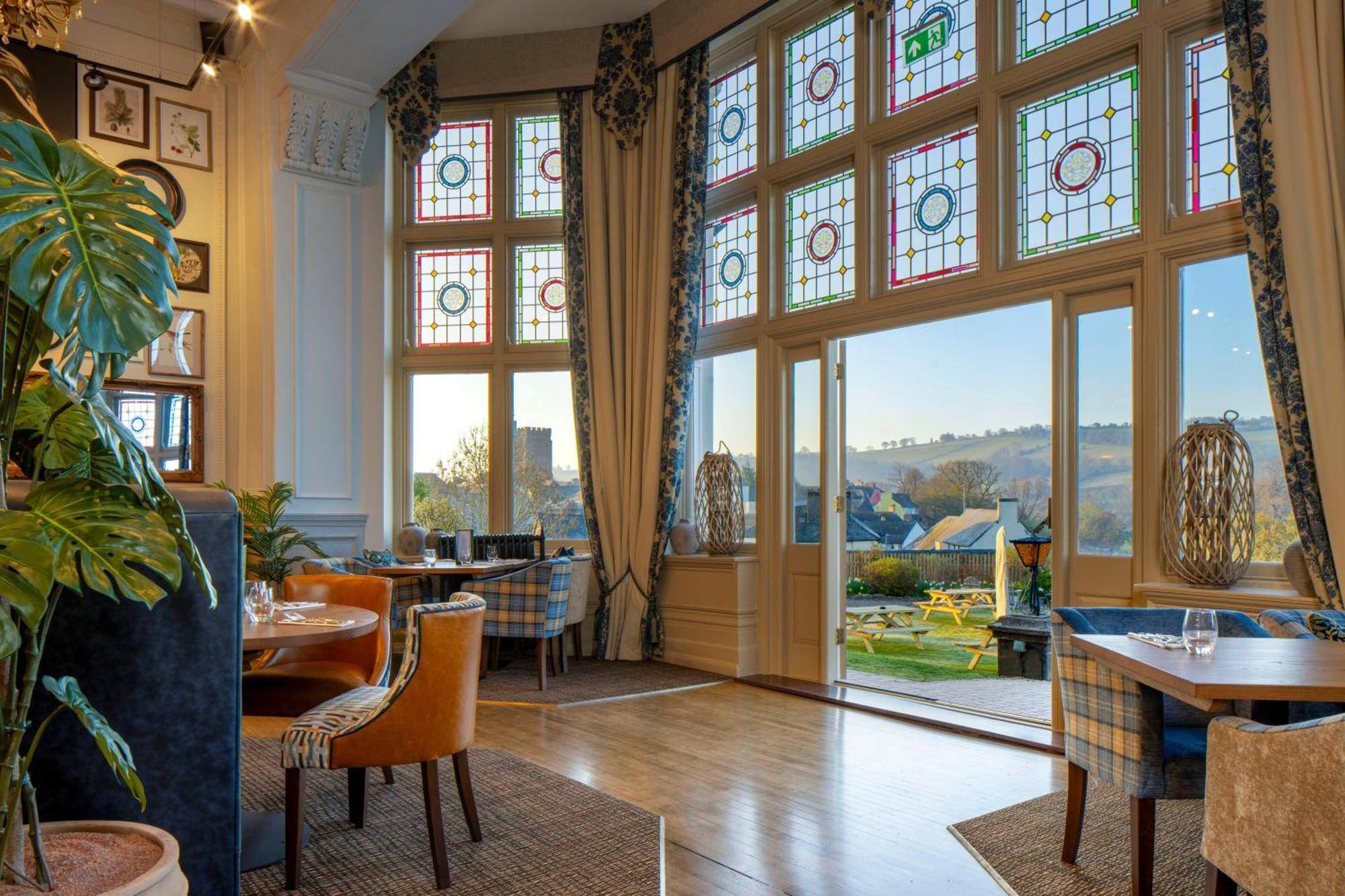 The Castle Of Brecon Hotel, Brecon, Powys 외부 사진