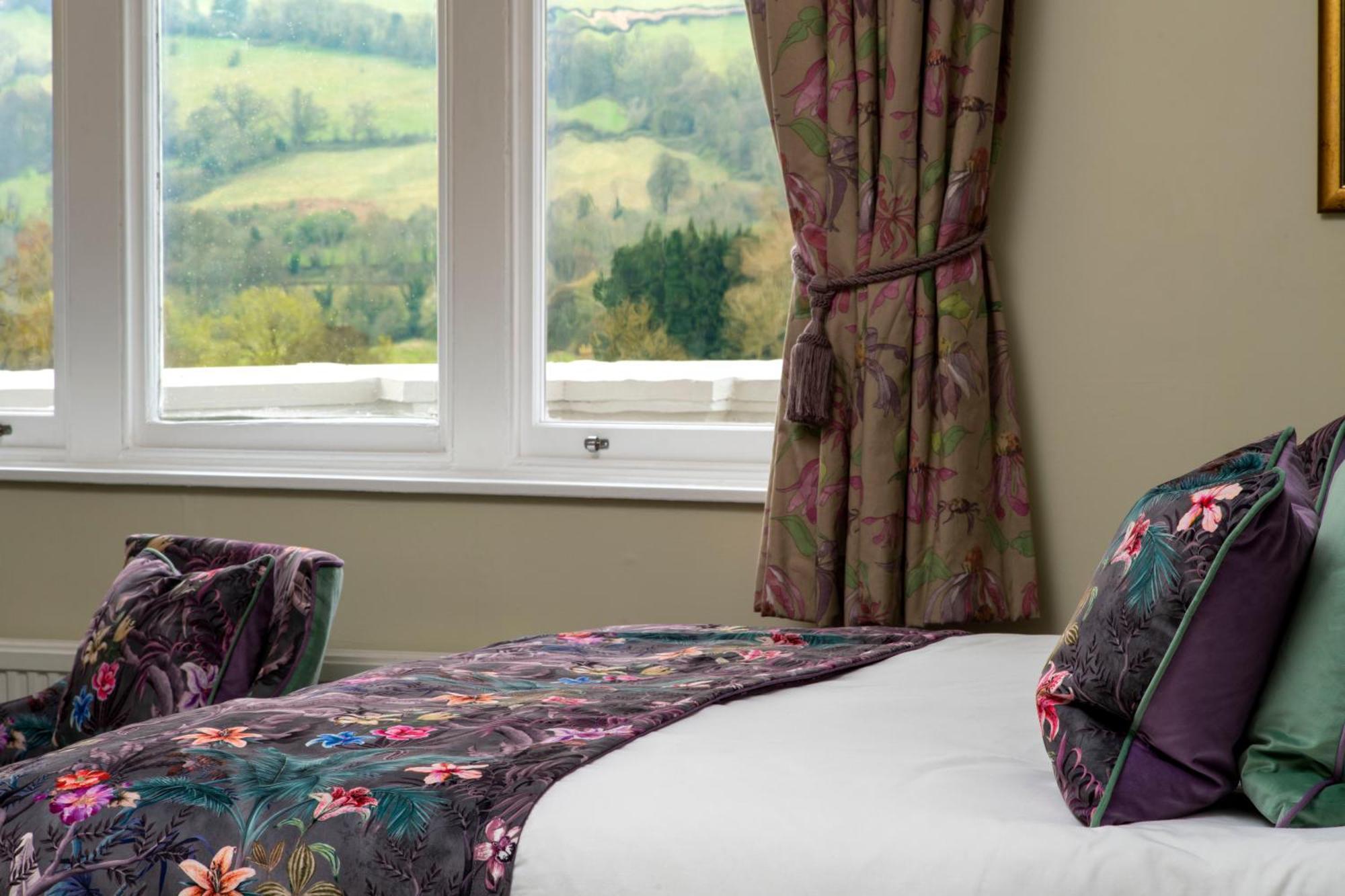 The Castle Of Brecon Hotel, Brecon, Powys 외부 사진