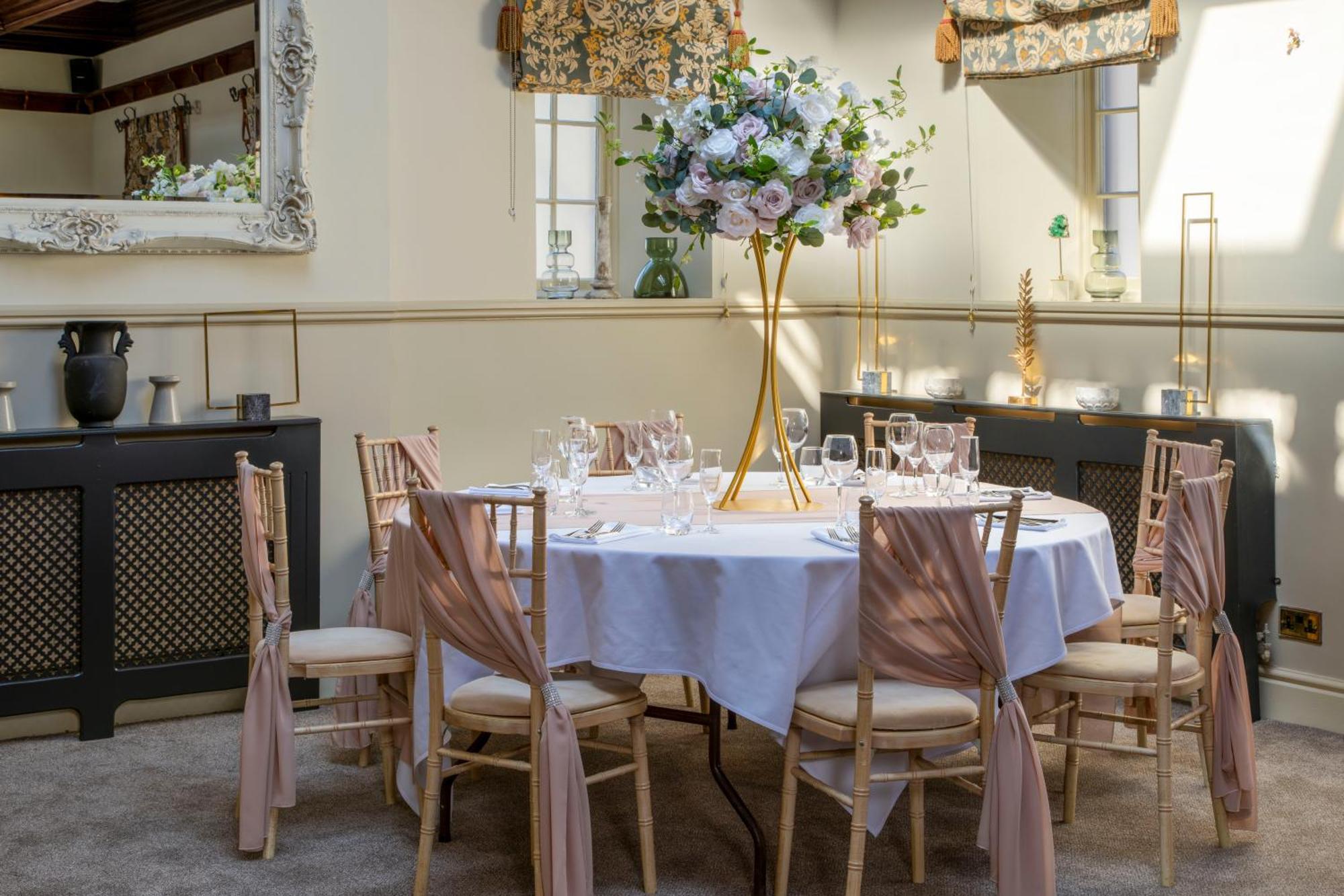The Castle Of Brecon Hotel, Brecon, Powys 외부 사진
